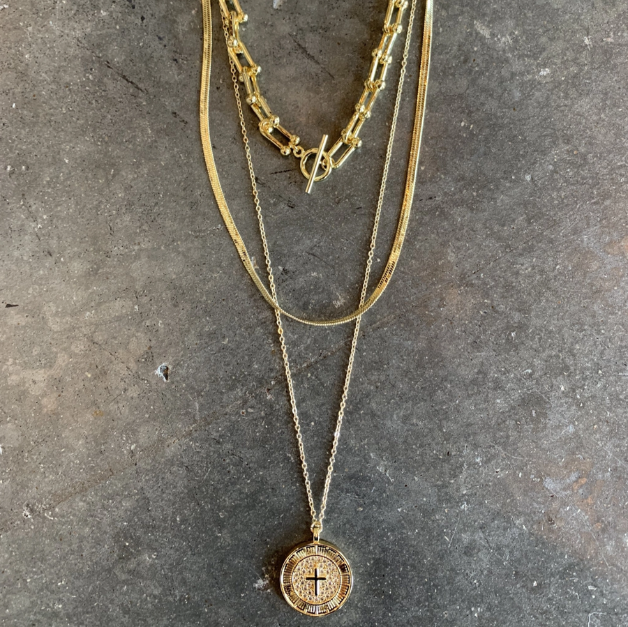 Gianna gold necklace set