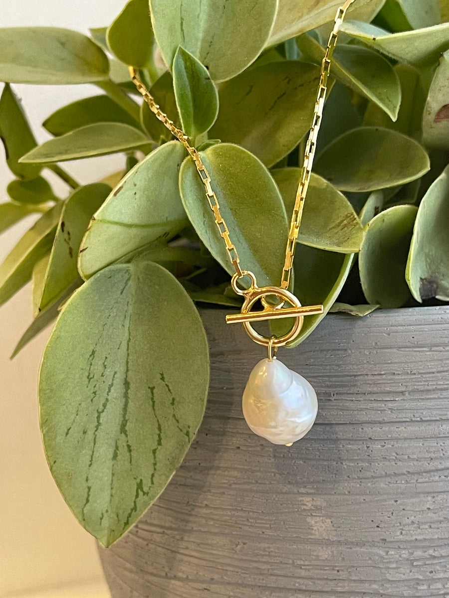Fawn necklace
