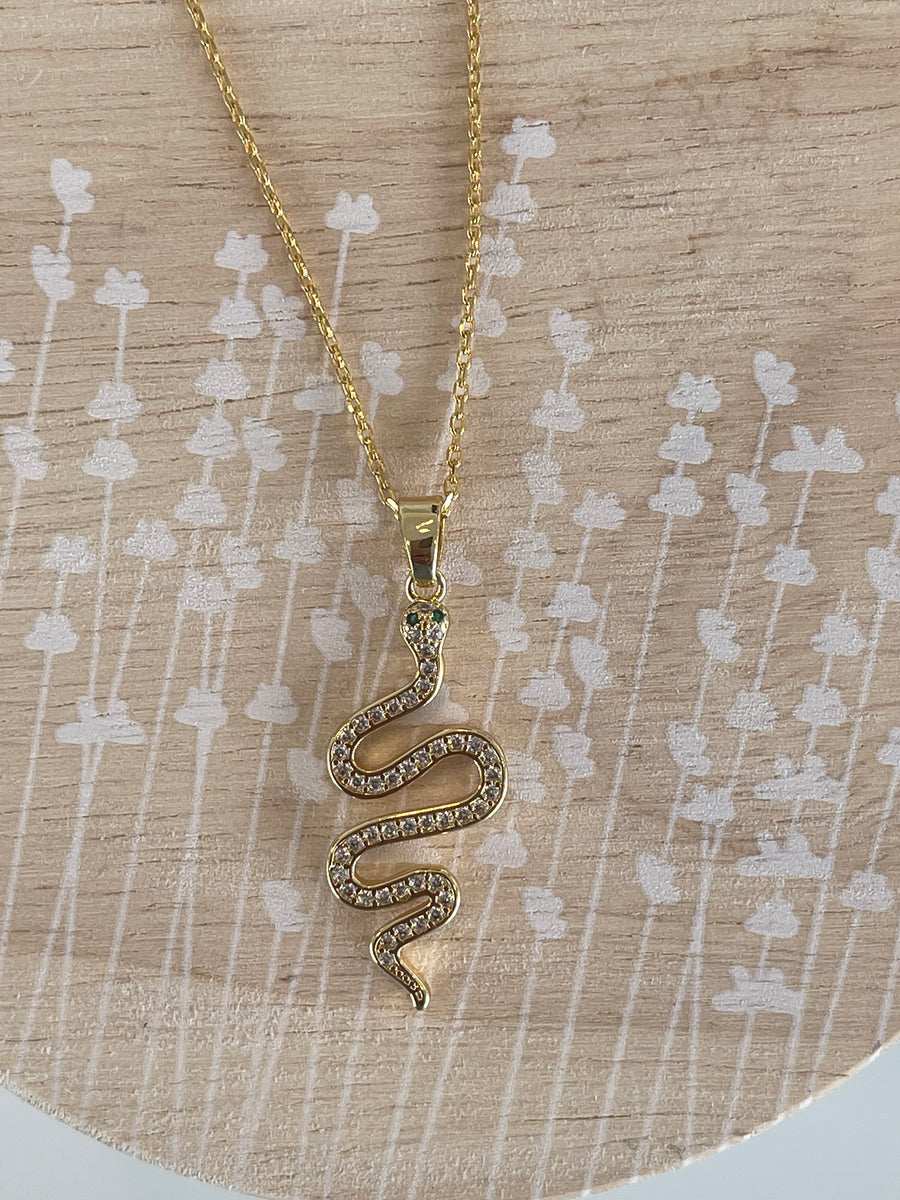 mid length snake necklace